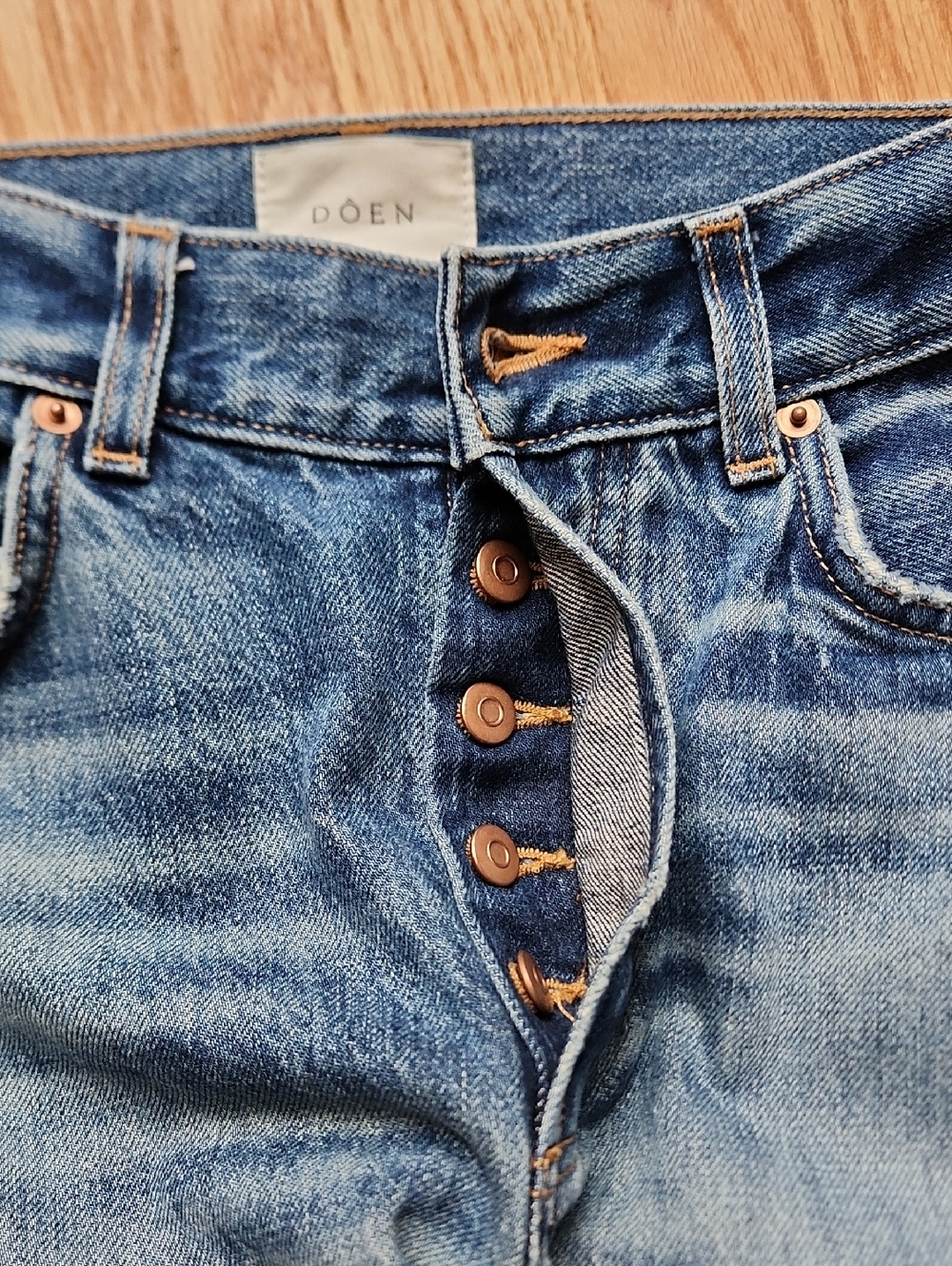DOEN Leone Jeans, Size 28 - Picture 11 of 12